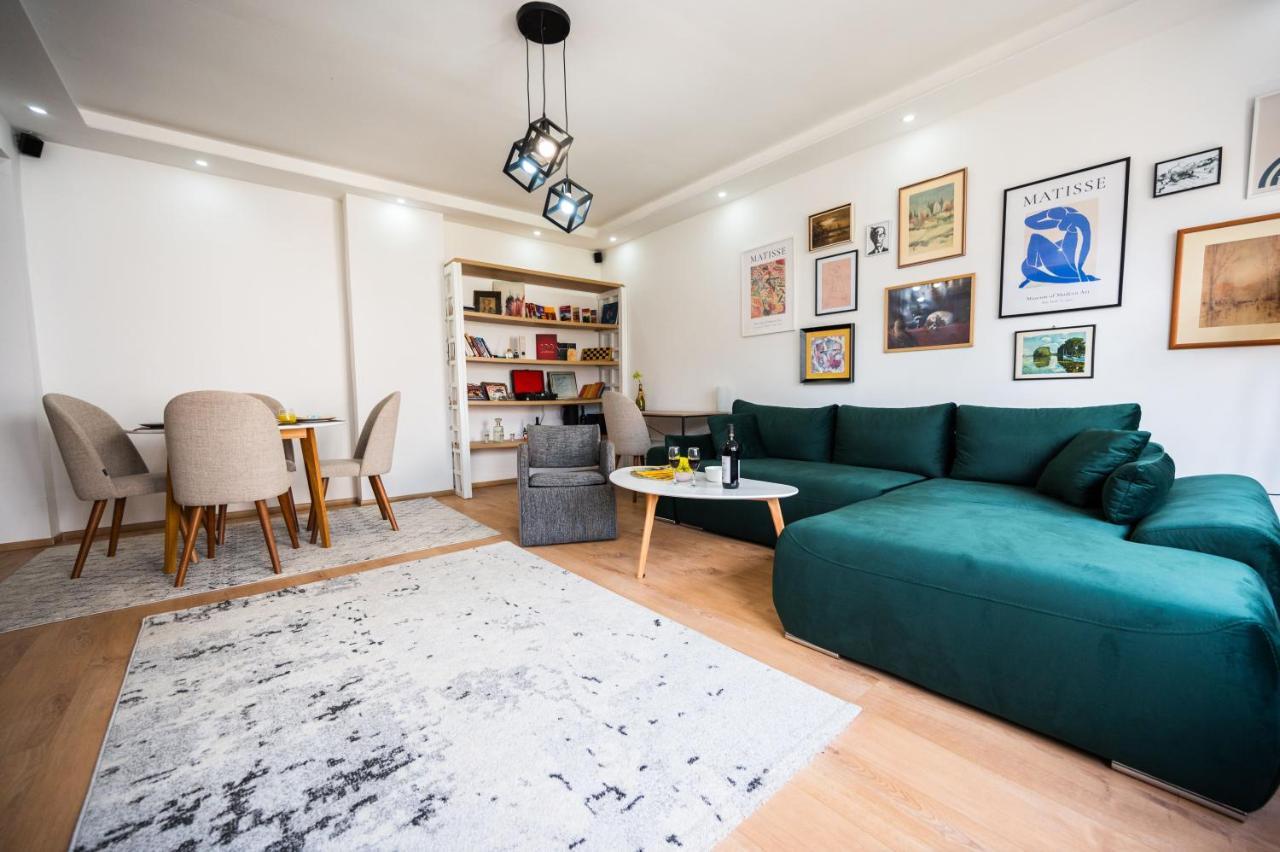Spacious And Bright 2Bdr Apartment In The Old Town ซาราเยโว ภายนอก รูปภาพ