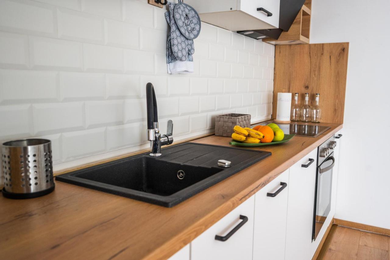Spacious And Bright 2Bdr Apartment In The Old Town ซาราเยโว ภายนอก รูปภาพ